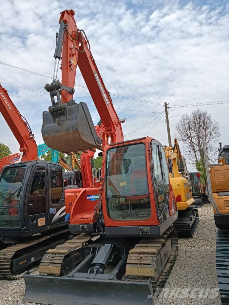 Doosan DX 75 Escavadoras de rastos