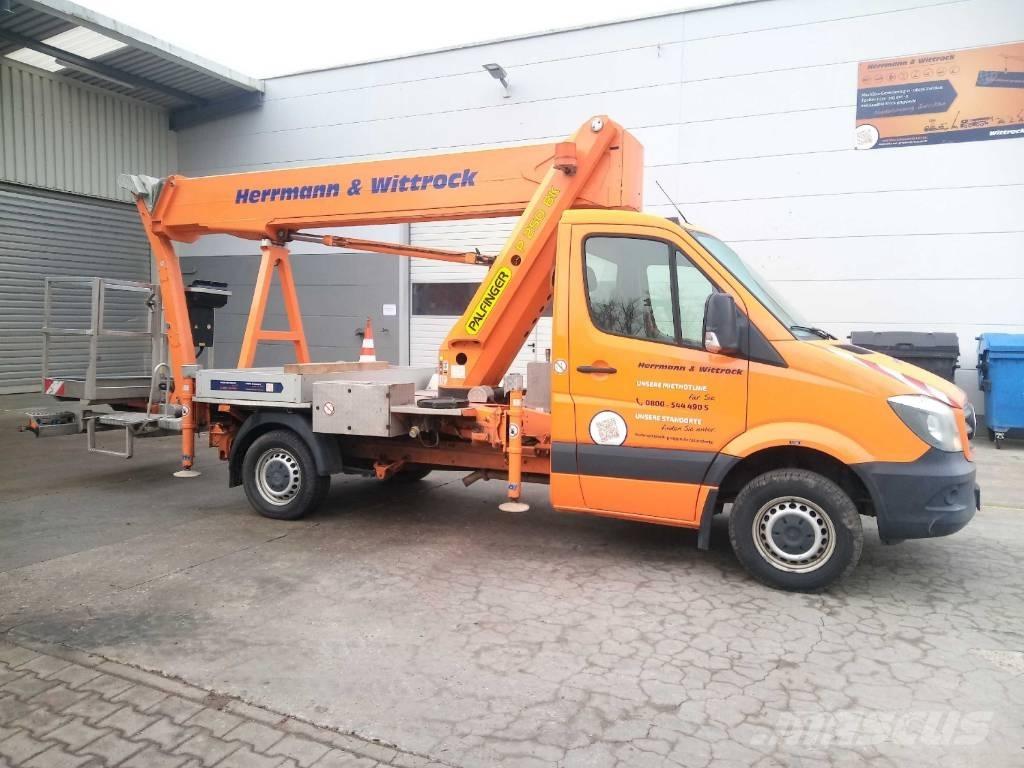 Palfinger P 250 BK Plataformas aéreas montadas em camião