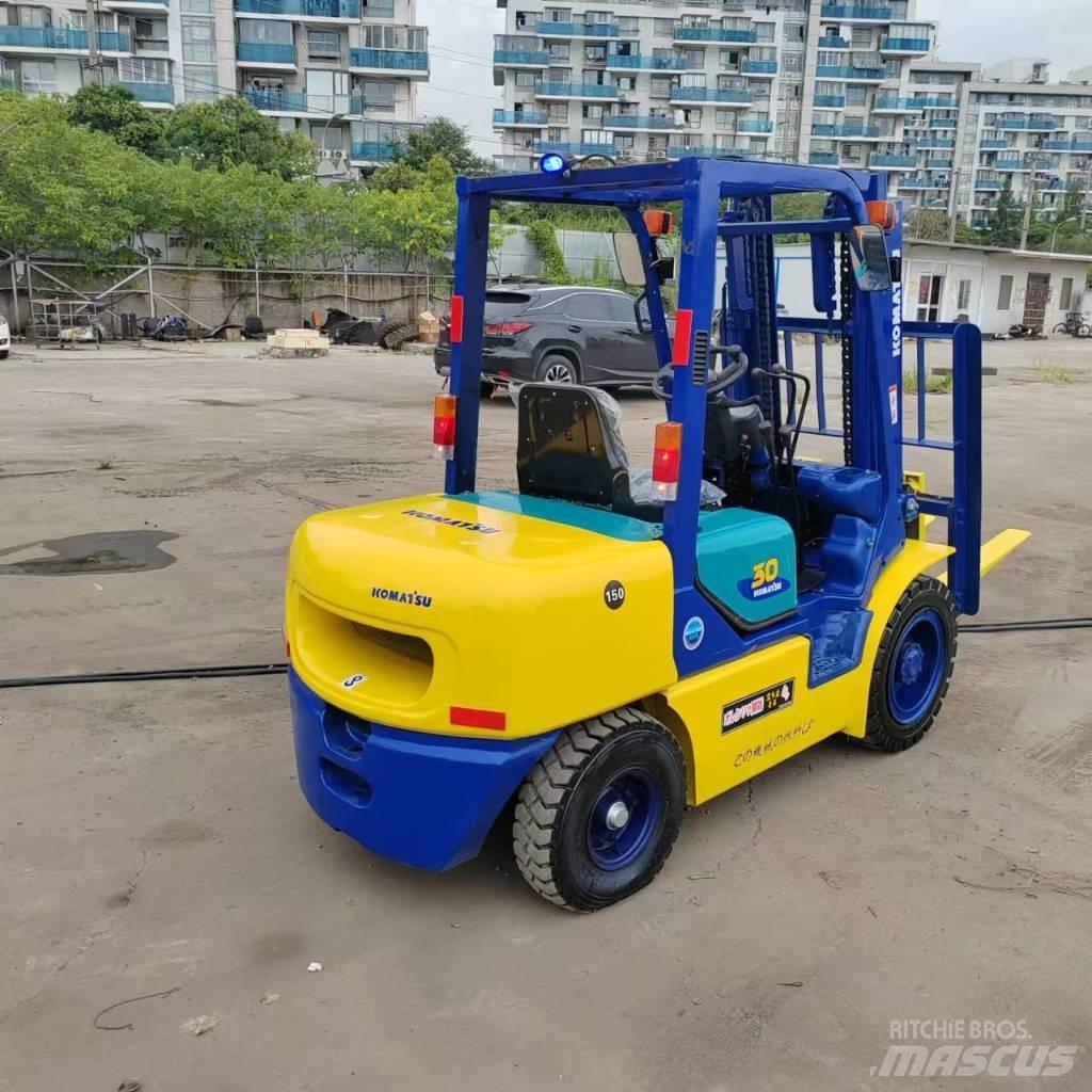 Komatsu FD 30 T-17 Empilhadores Diesel