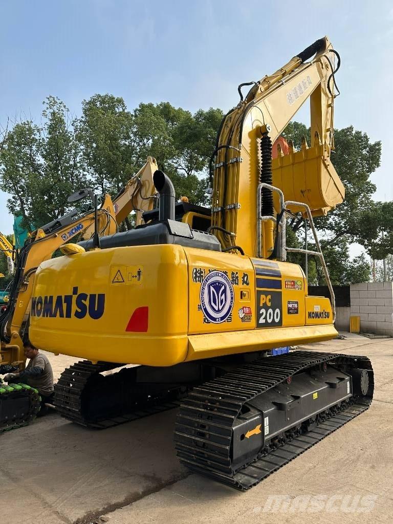 Komatsu PC 200-8N1 Escavadoras Midi 7t - 12t