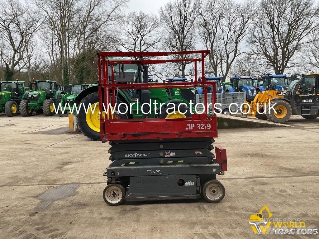 SkyJack SJ III 3219 Elevadores de tesoura