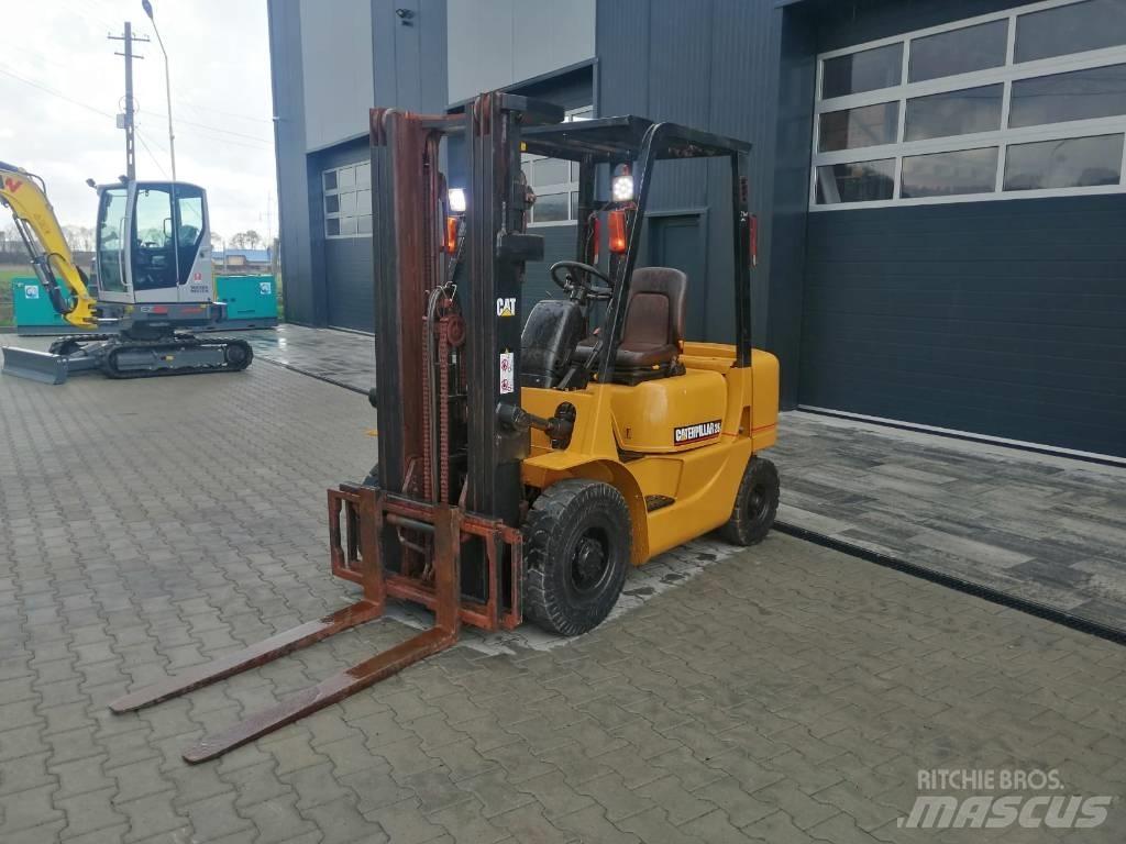 CAT DP 25 K Empilhadores Diesel