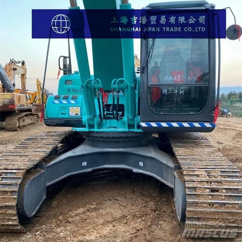 Kobelco 210 Escavadoras de rastos