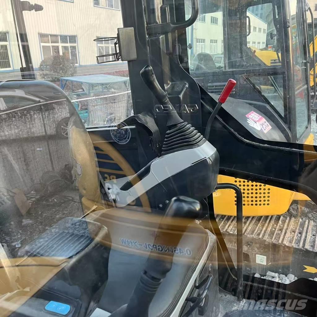 Komatsu PC 35 MR Mini Escavadoras <7t