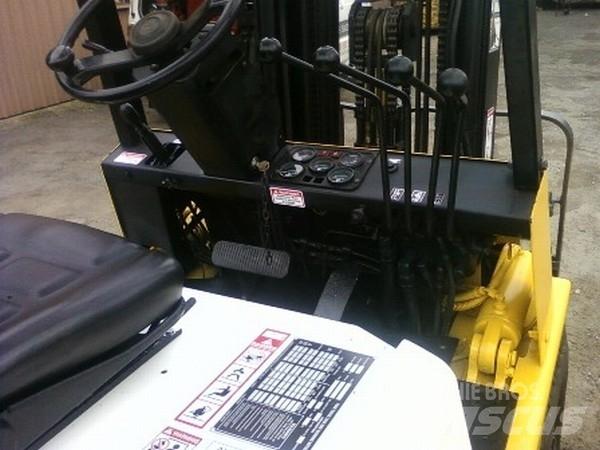 Yale 2.5 Tonne Empilhadores a gás