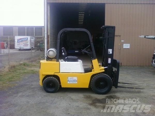 Yale 2.5 Tonne Empilhadores a gás