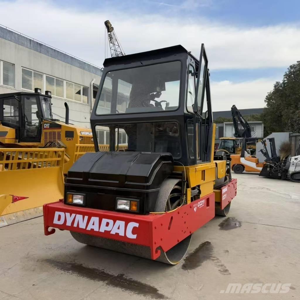 Dynapac CC 211 Cilindros Compactadores tandem