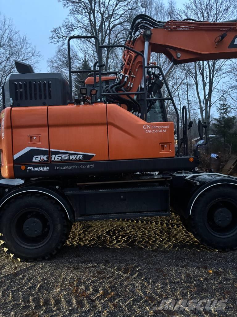 Doosan DX 165 W-7 Escavadoras de rodas