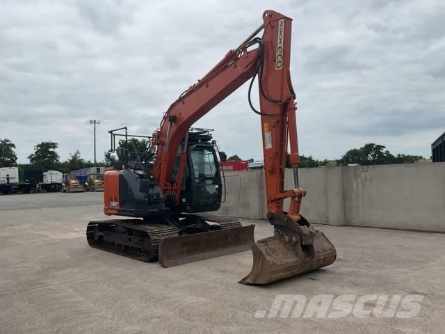 Hitachi ZX 135 US-6 Escavadoras de rastos