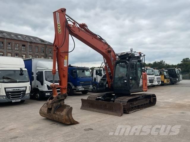 Hitachi ZX 135 US-6 Escavadoras de rastos