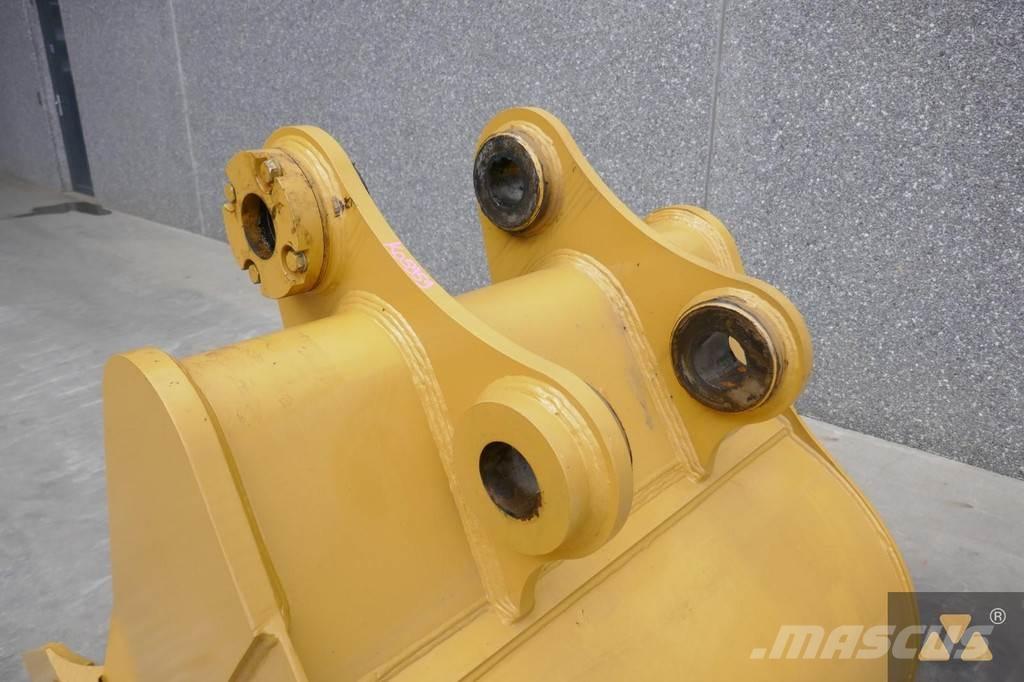 CAT 320 Bucket Baldes