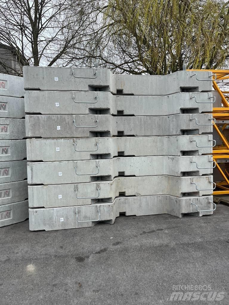 Potain Hup 32-27 Auto-gruas