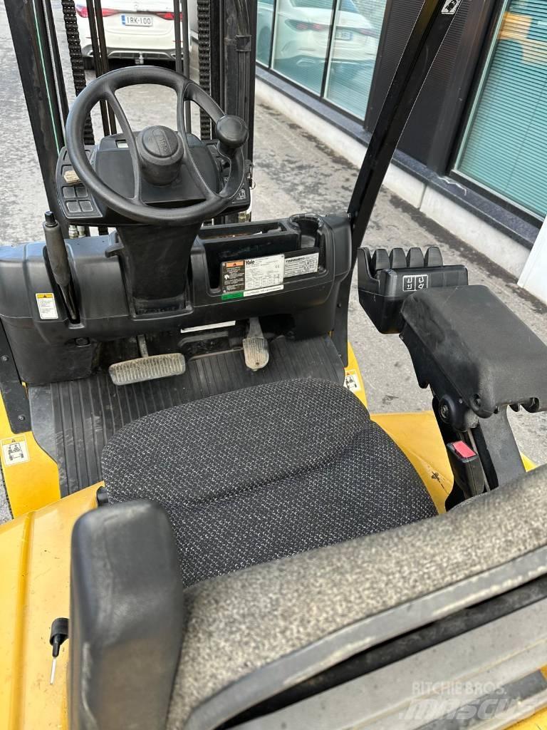 Yale GDP 30 VX Empilhadores Diesel