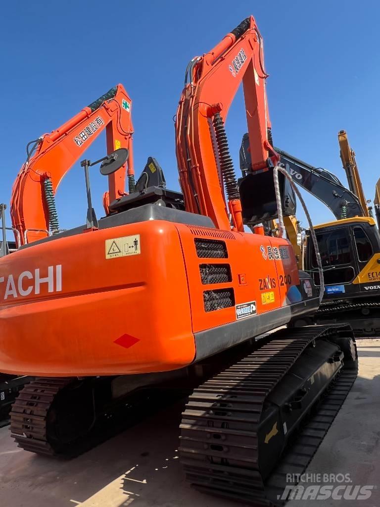 Hitachi ZX200 Escavadoras de rastos