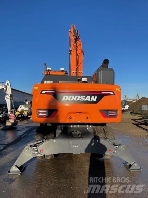 Doosan DX210W-7 Escavadoras de rodas