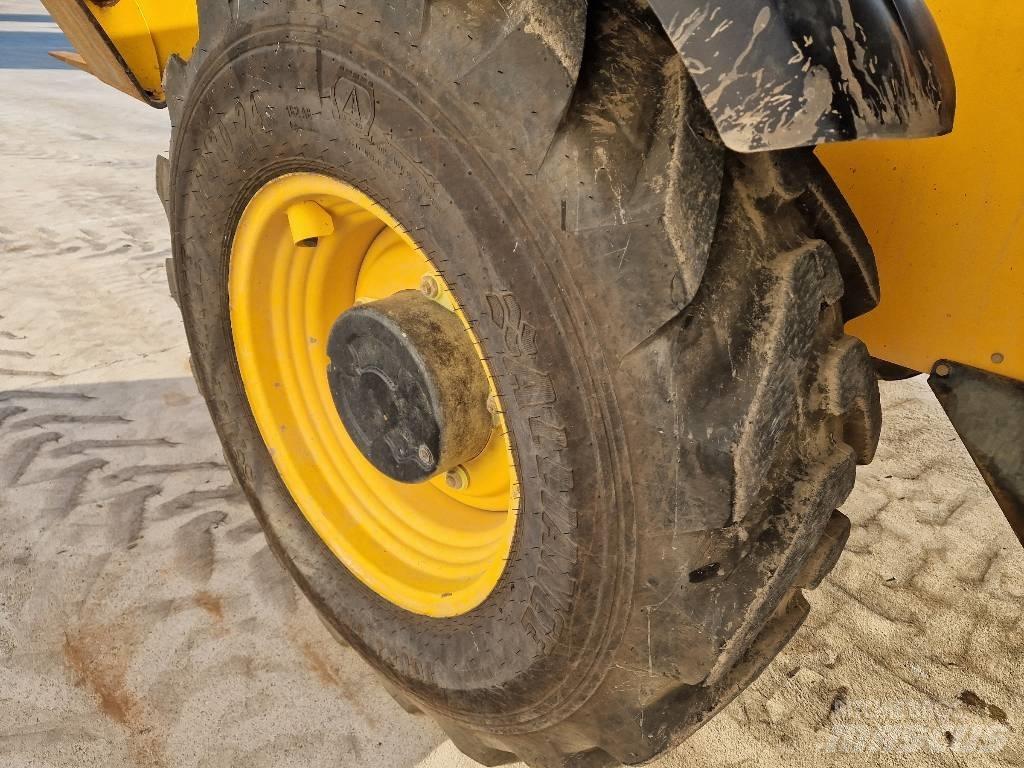 JCB 540-140  BC40 Manipuladores telescópicos