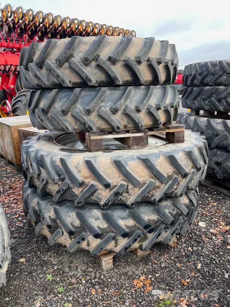 Mitas SET OF WHEELS Pneus Agrícolas