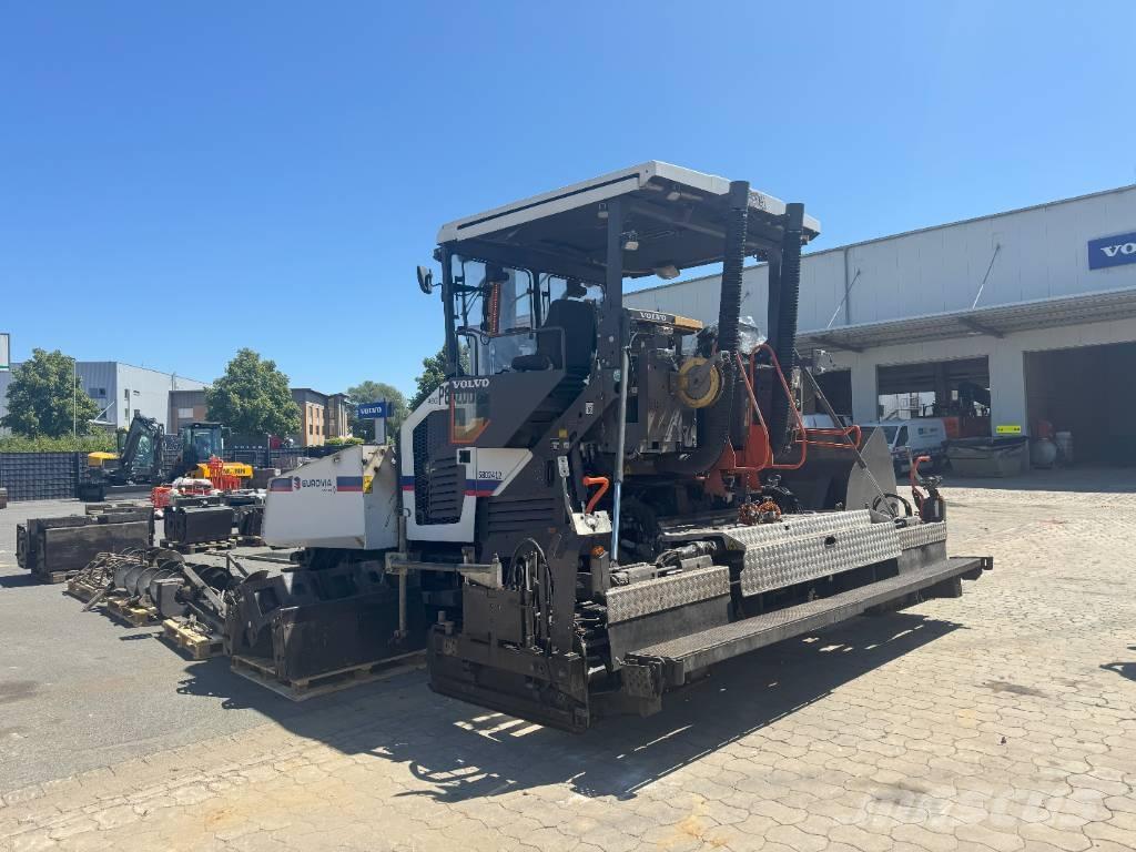 Volvo P 8820 D Outros equipamentos construção via