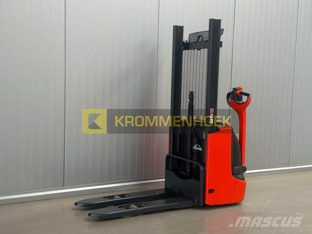 Linde L 10 Empilhador para operador externo