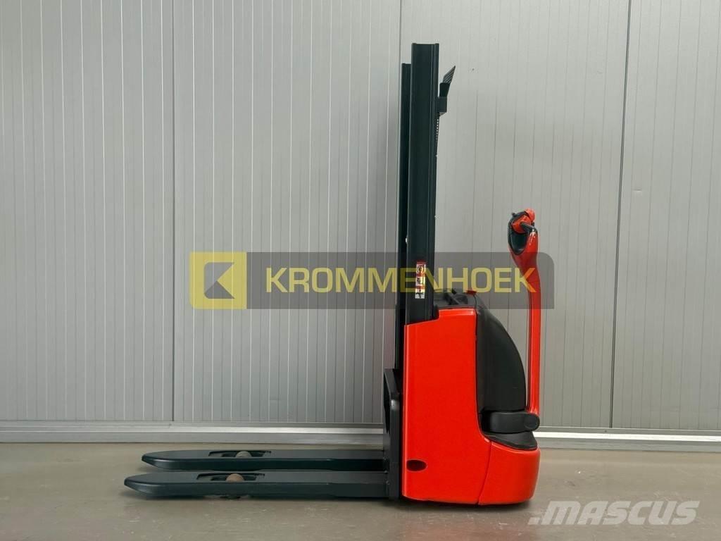 Linde L 10 Empilhador para operador externo