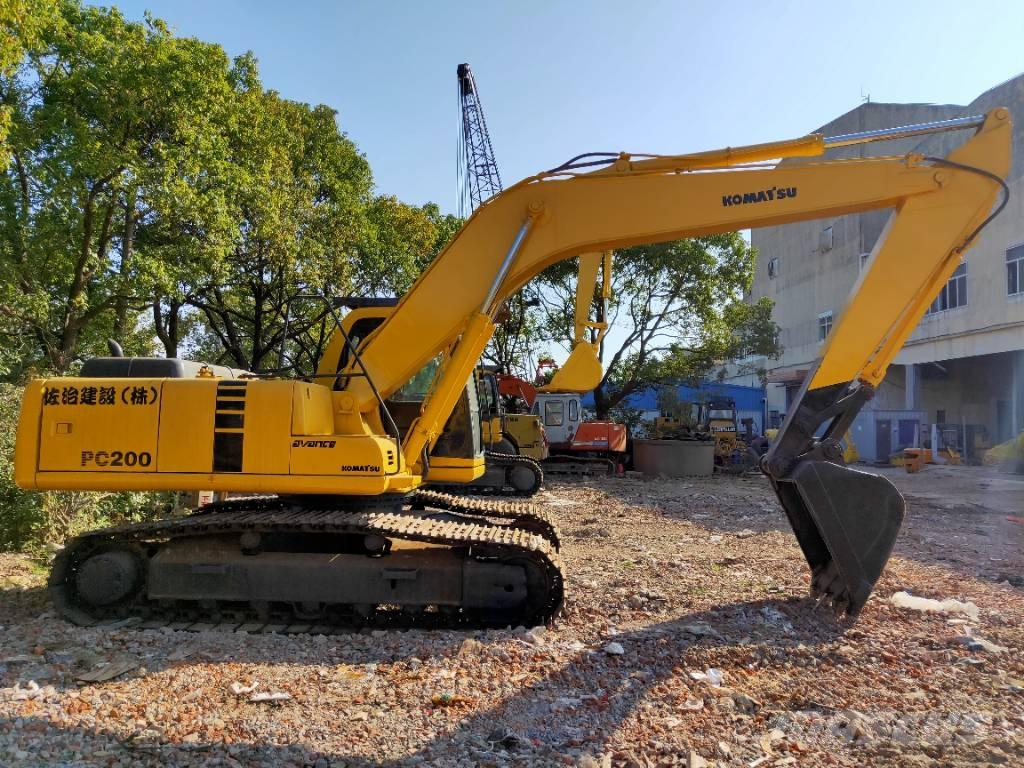 Komatsu PC200-6 Escavadoras de rastos