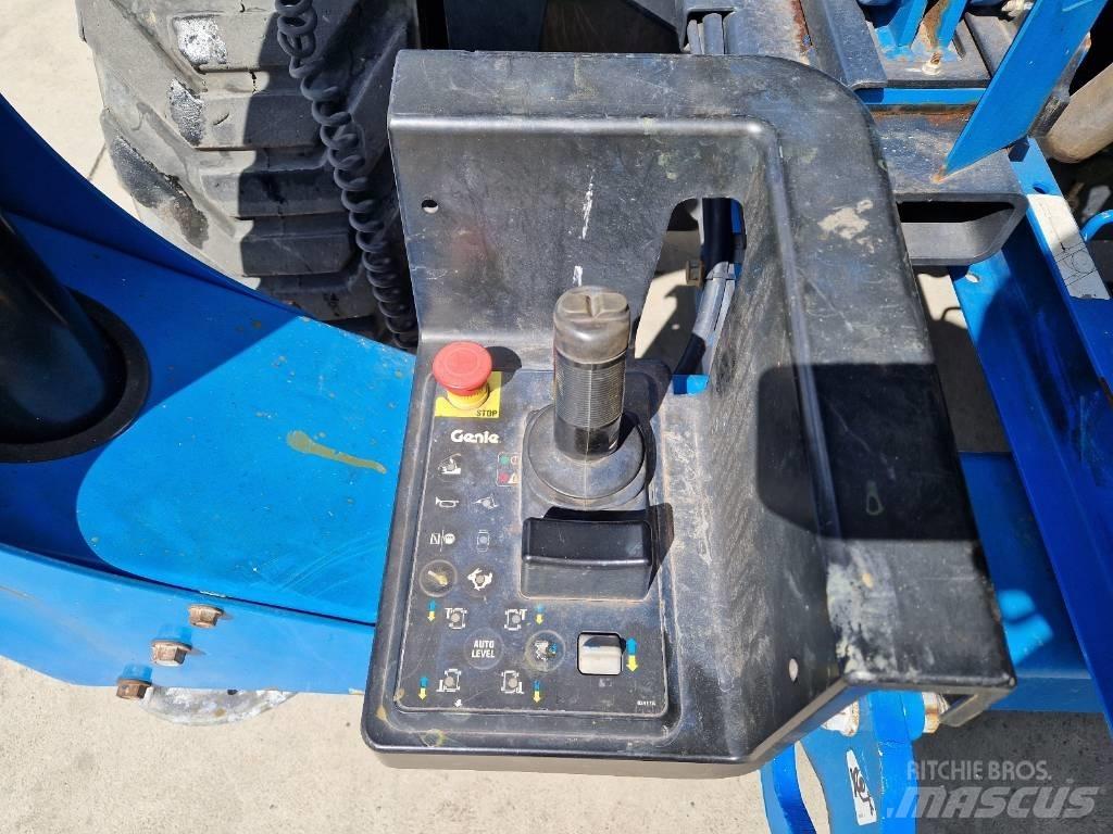 Genie GS 4390  RZ111 Elevadores de tesoura