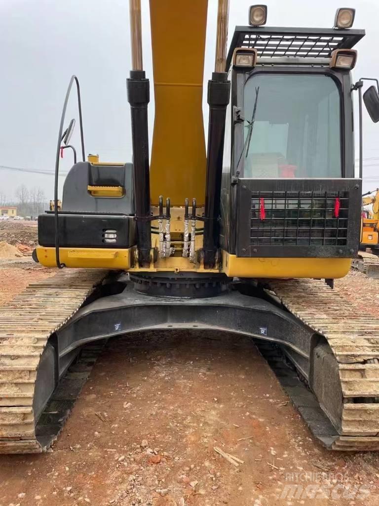 CAT 323 D L Escavadoras de rastos