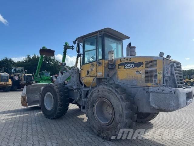 Komatsu WA 250-5 Pás carregadoras de rodas