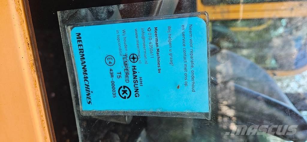 Hyundai R16-9 Mini Escavadoras <7t