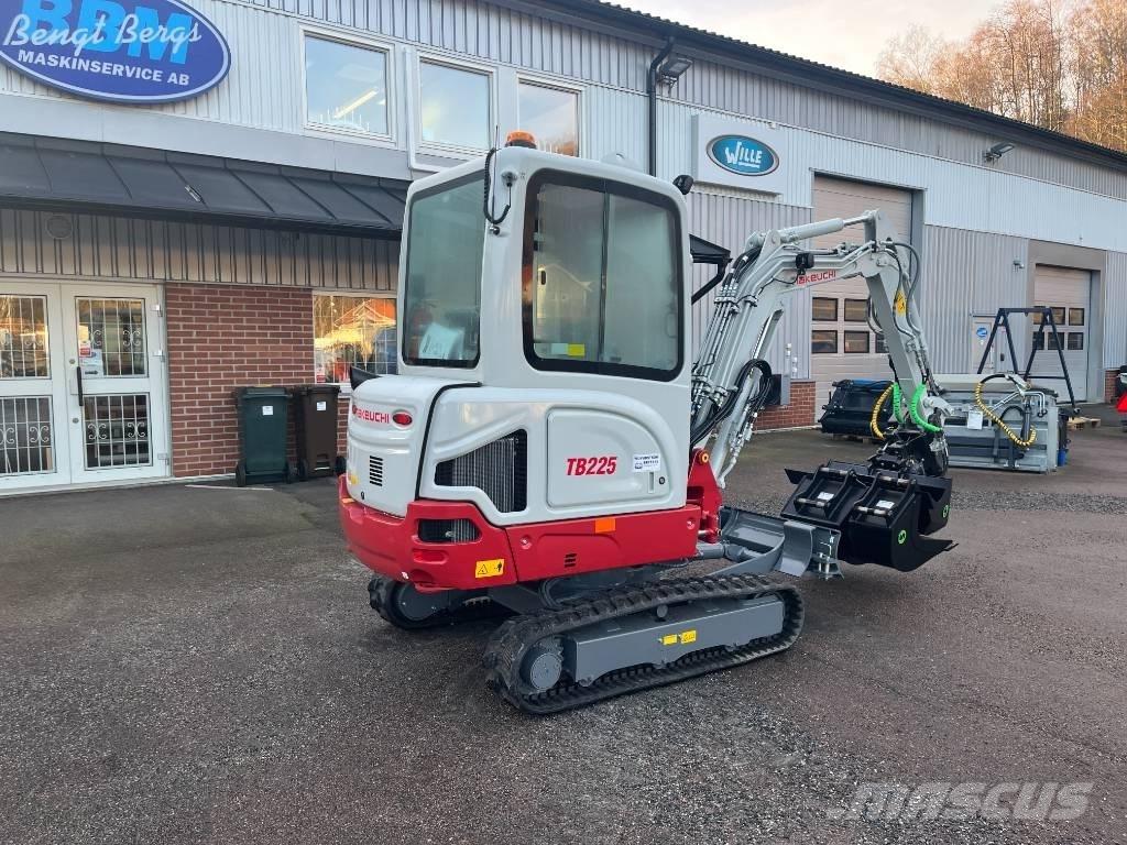 Takeuchi TB 225 Mini Escavadoras <7t