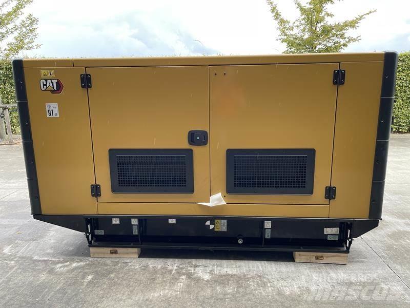 CAT DE 110 E 2 Geradores Diesel