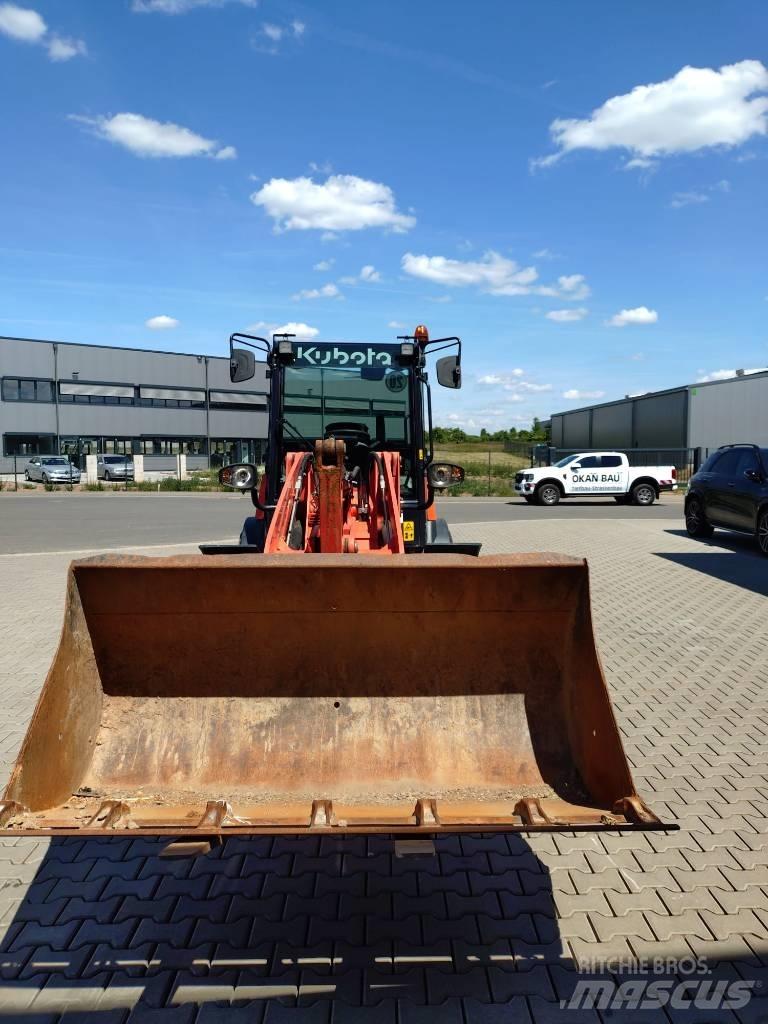 Kubota R 090 Pás carregadoras de rodas