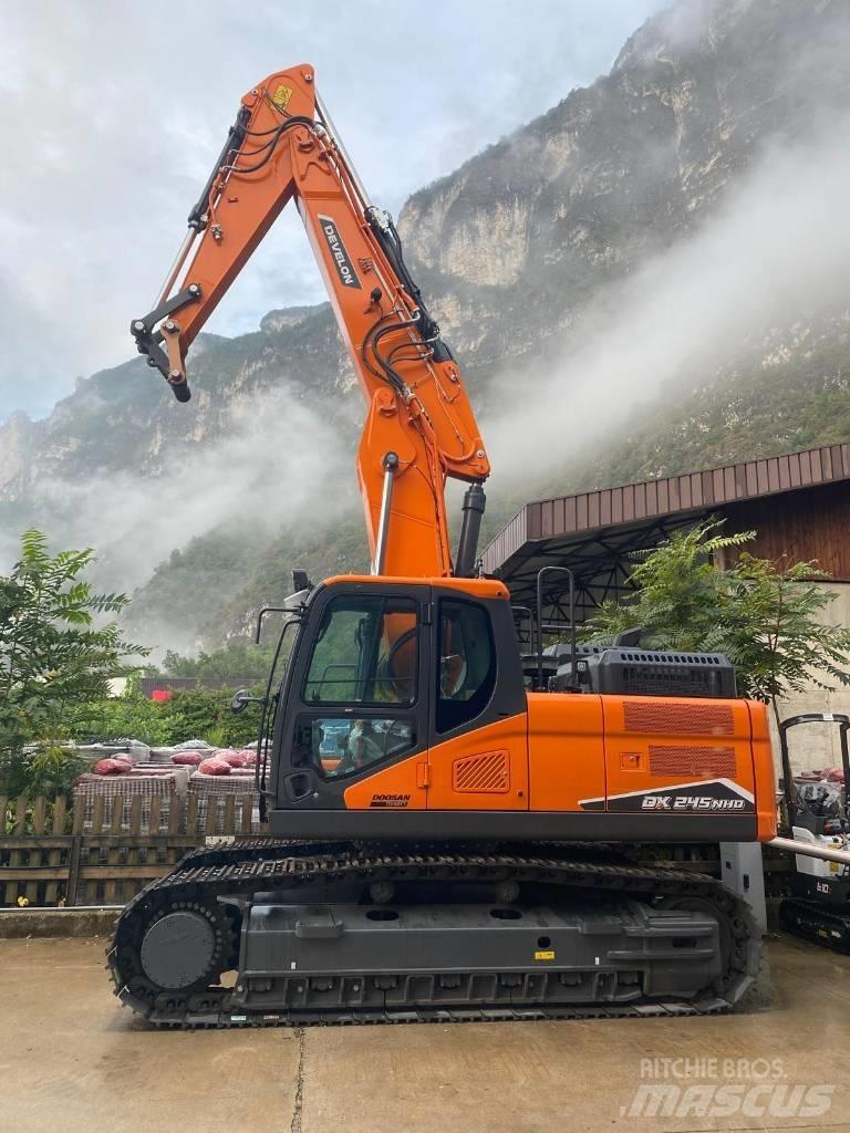 Develon DX 245 NHD-7 Escavadoras de rastos
