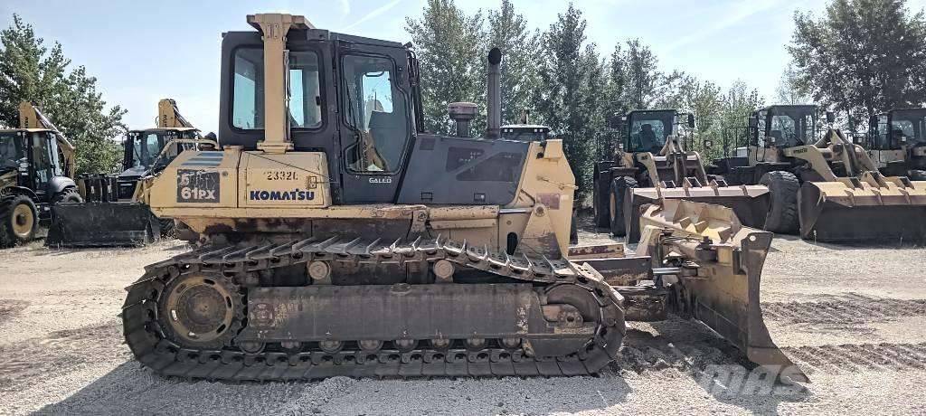 Komatsu D61EX-15 Dozers - Tratores rastos
