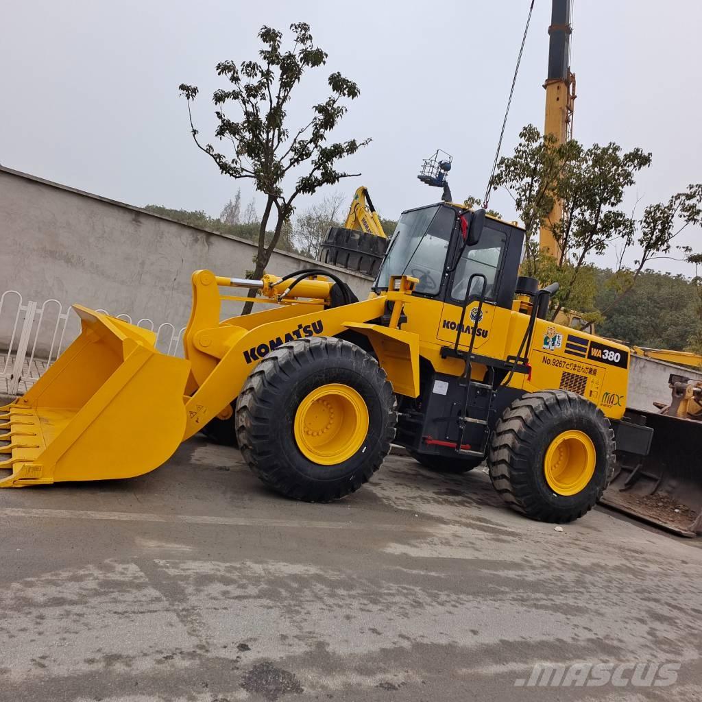 Komatsu WA 380 Pás carregadoras de rodas