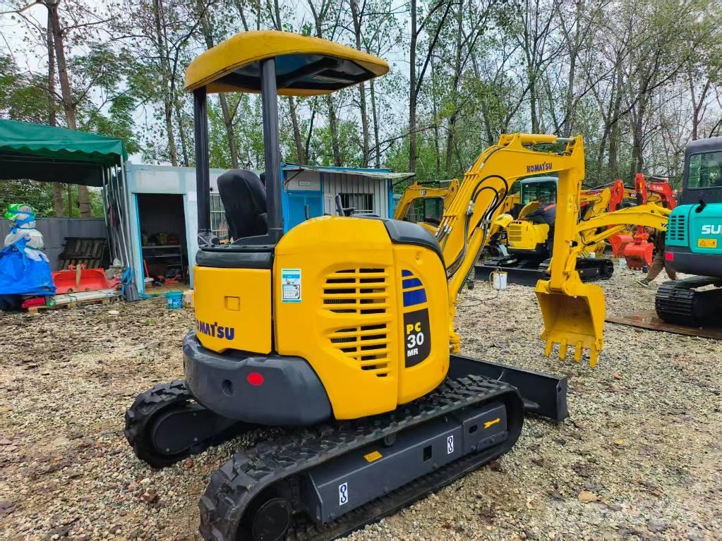 Komatsu PC 30 Mini Escavadoras <7t