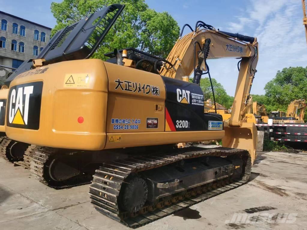 CAT 320D2 Escavadoras de rastos