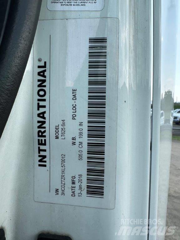 International LT Tractores (camiões)