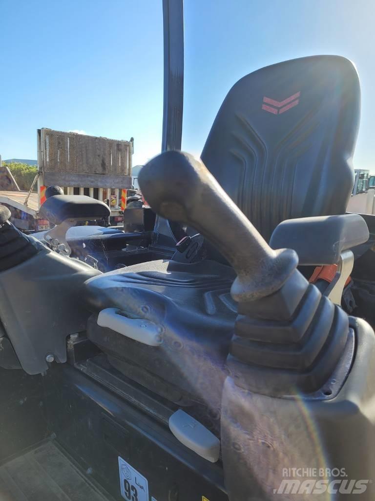Yanmar Vio 27 Mini Escavadoras <7t