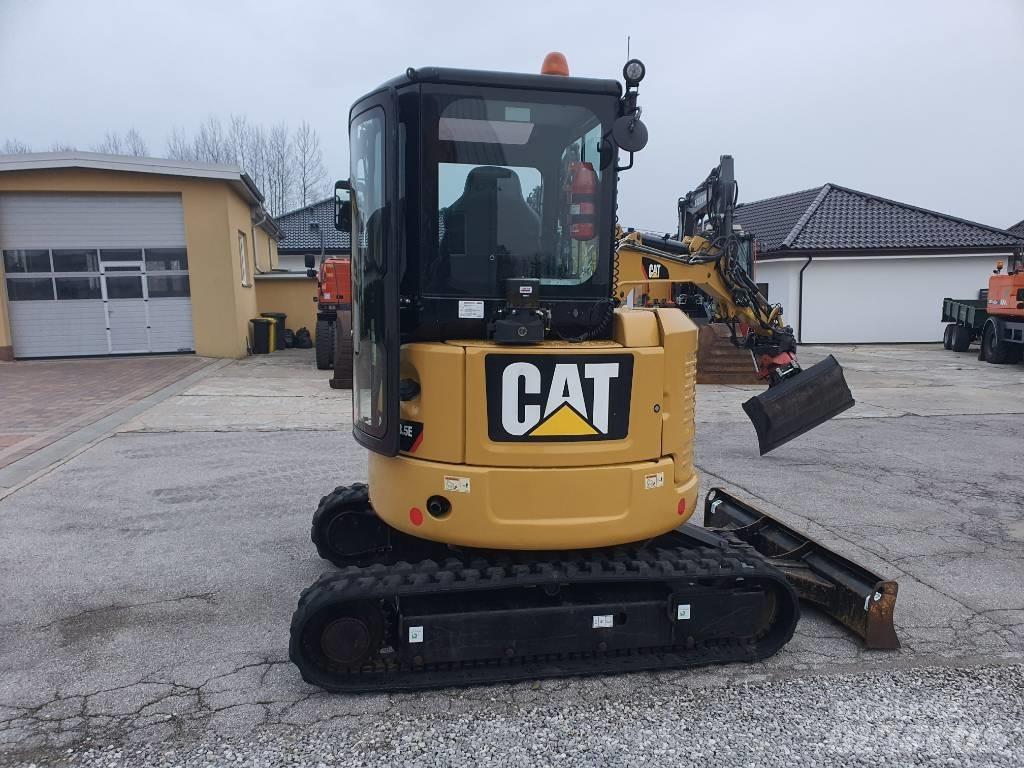 CAT 303.5 E CR Mini Escavadoras <7t