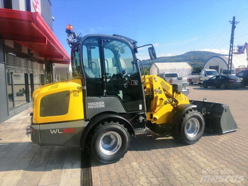 Wacker Neuson WL32 Pás carregadoras de rodas