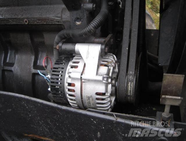Valtra 8550 Tratores Agrícolas usados