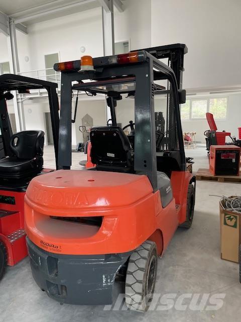 Toyota 62-7FDF30 Empilhadores Diesel