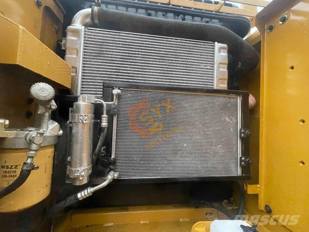 CAT CAT320 D2 Escavadoras de rastos
