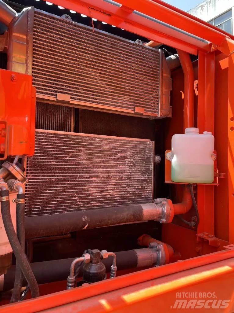 Doosan DX225LC Escavadoras de rastos