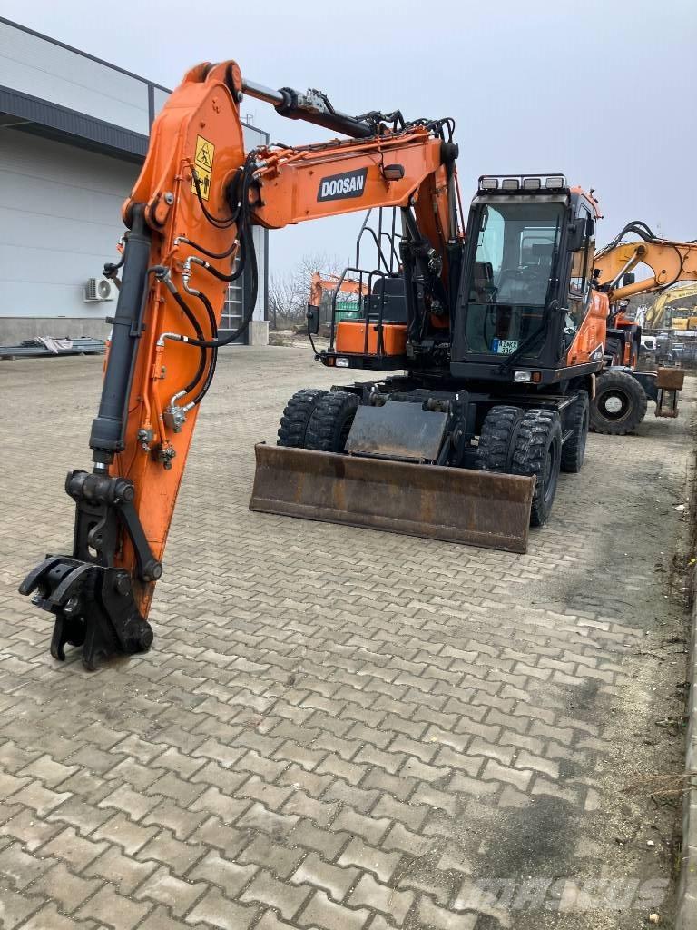 Doosan DX140W-7 Escavadoras de rodas