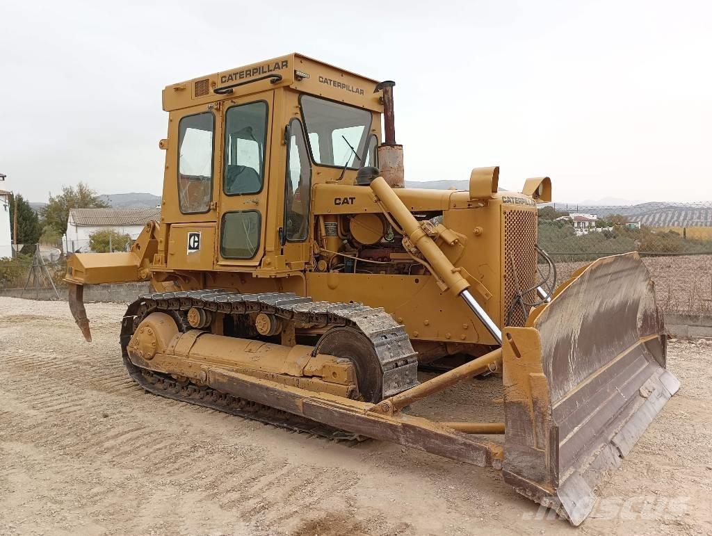 CAT D 5 B Dozers - Tratores rastos