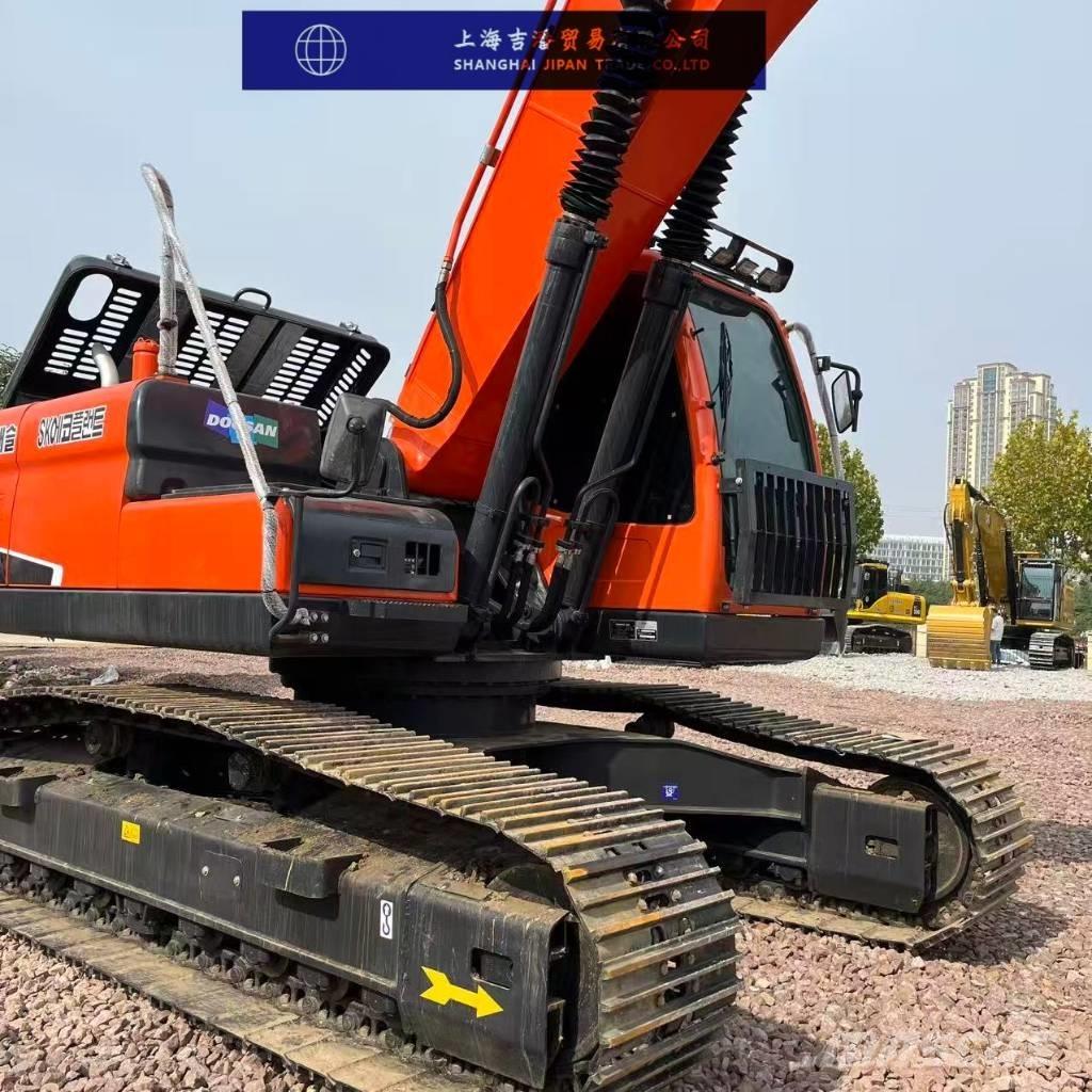 Doosan DX 225 Escavadoras de rastos