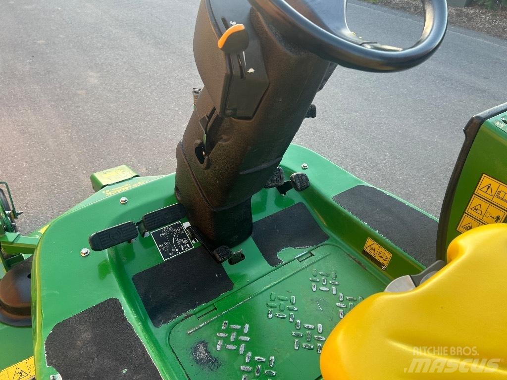 John Deere 1550 Corta-Relvas Riders
