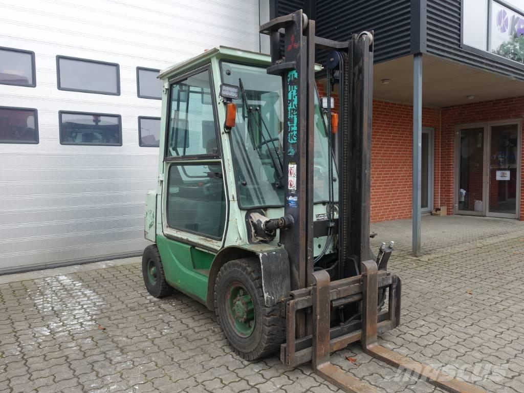 Mitsubishi FD 25 T Empilhadores Diesel